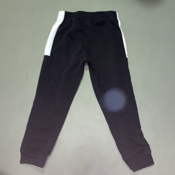 Reebok Sweatpants size 5 - Picture 2 of 3